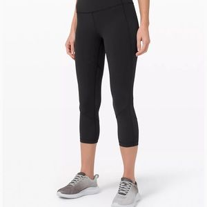 Lululemon Pace Rival High-Rise Crop 22”
